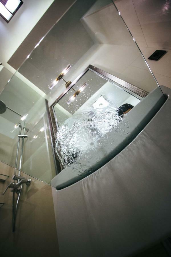 Briana Luxury Studio คลูจ-นาโปกา ภายนอก รูปภาพ